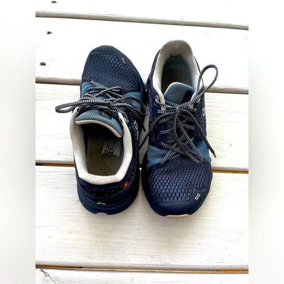 On Running  CLOUDSTRATUS Size W6 Navy Blue Athletic Shoes;GREAT CONDITION! - Picture 11 of 16